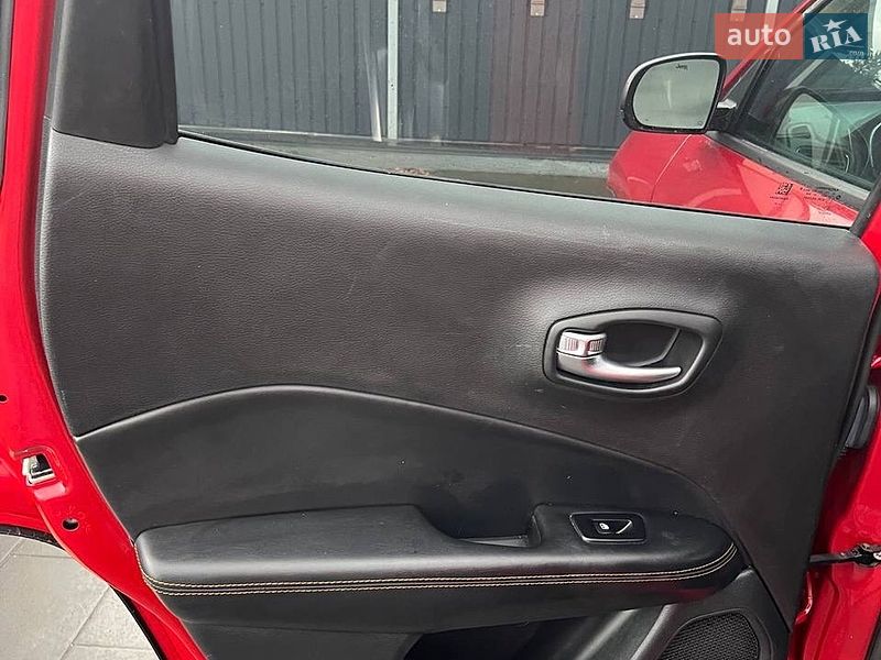 Внедорожник / Кроссовер Jeep Compass 2019 в Самборе