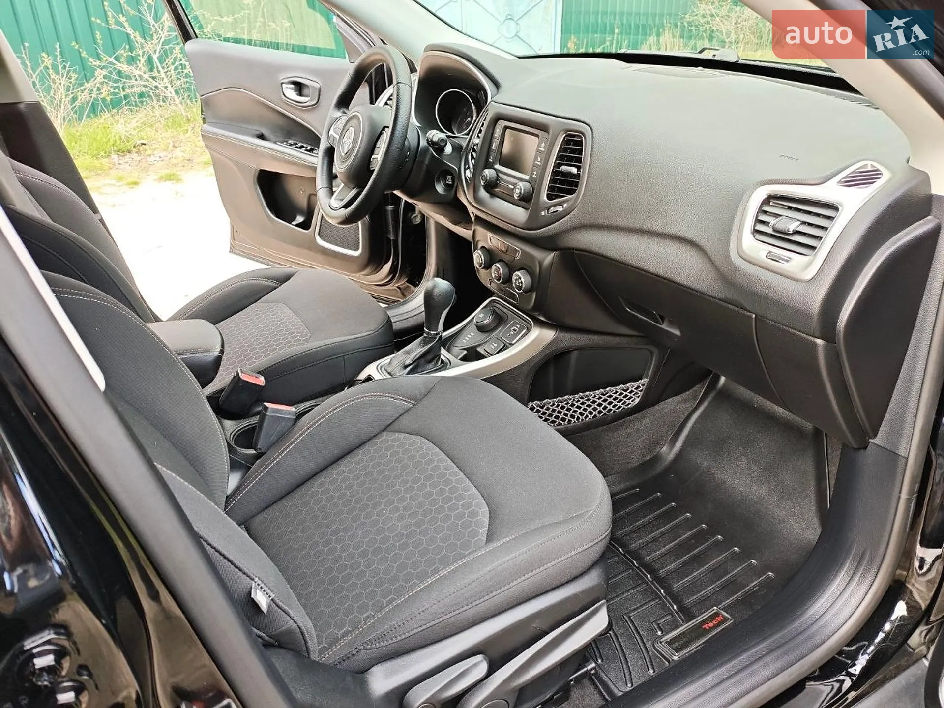 2017 Jeep Compass - мініатюра 18