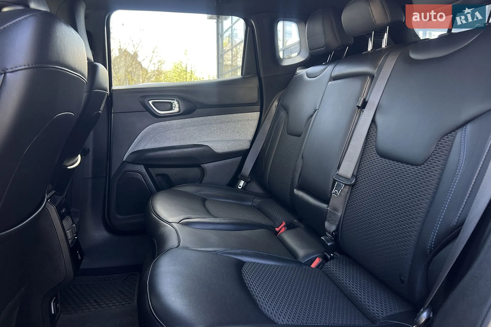 2023 Jeep Compass - мініатюра 22