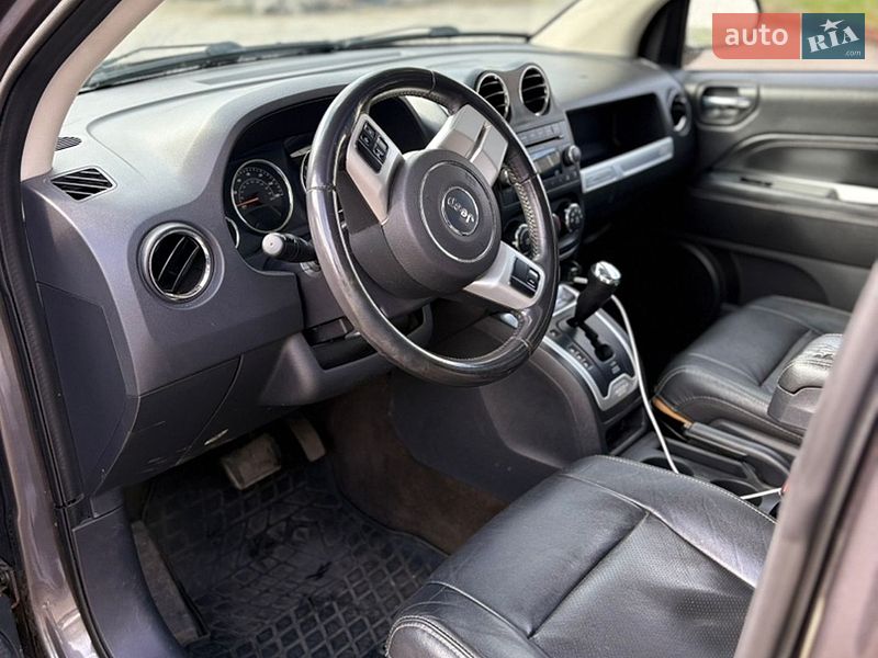 Внедорожник / Кроссовер Jeep Compass 2015 в Киеве