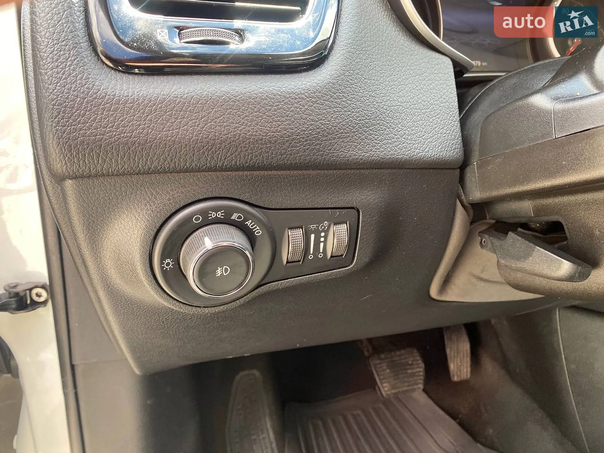 2017 Jeep Compass - мініатюра 12
