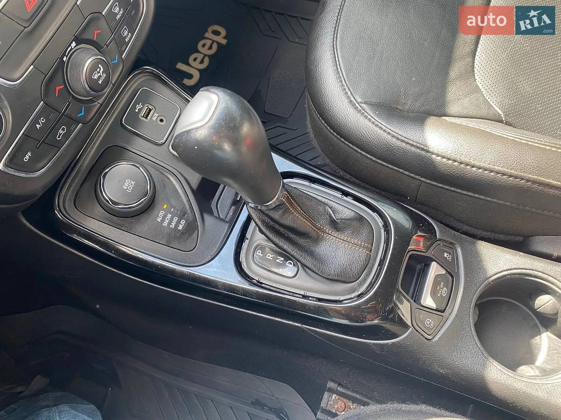2017 Jeep Compass - мініатюра 17