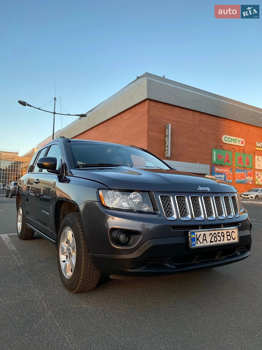 2016 Jeep Compass - мініатюра 3