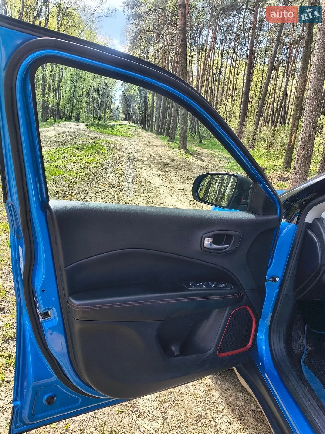 2017 Jeep Compass - мініатюра 26