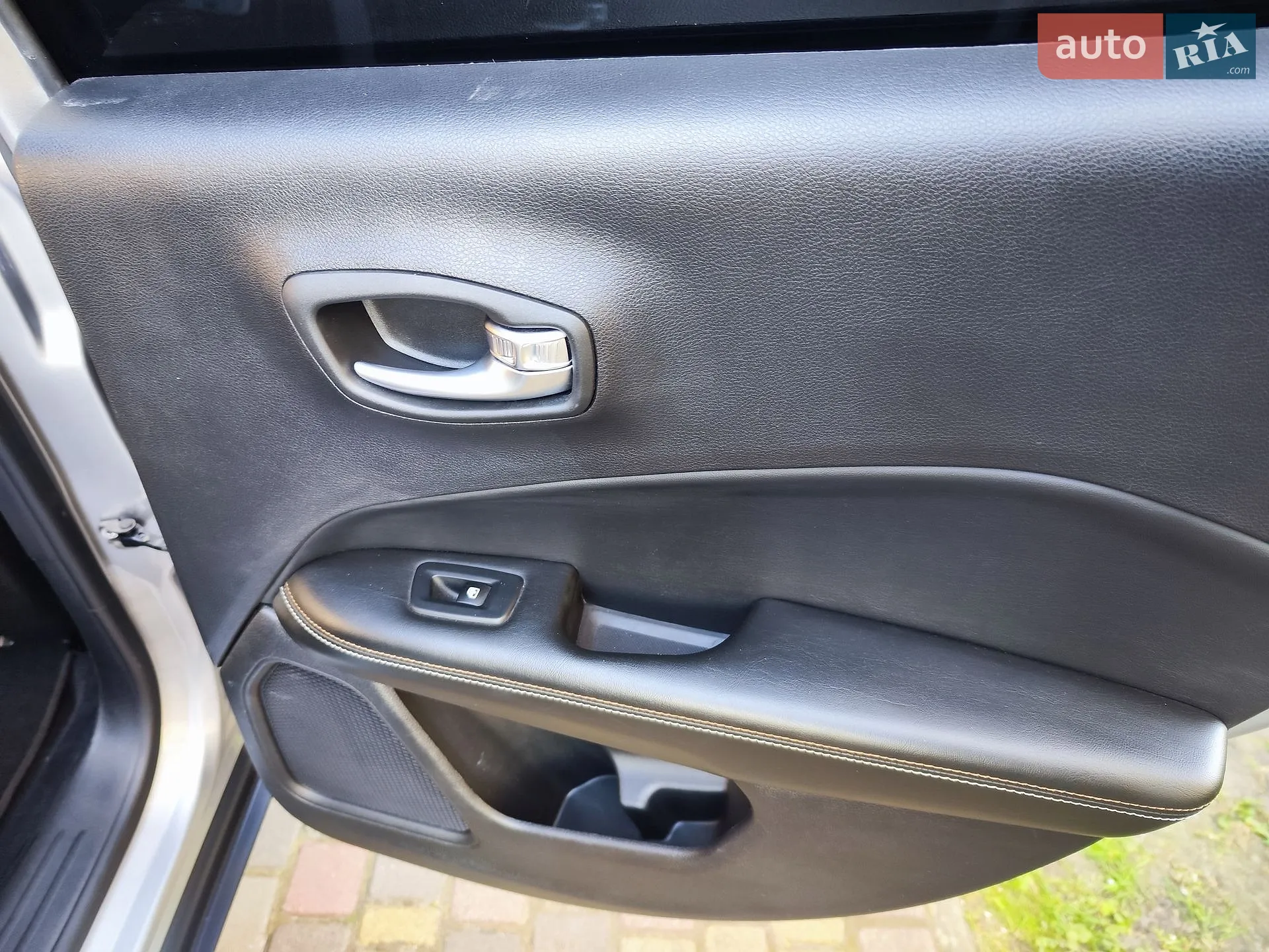 2018 Jeep Compass - мініатюра 65