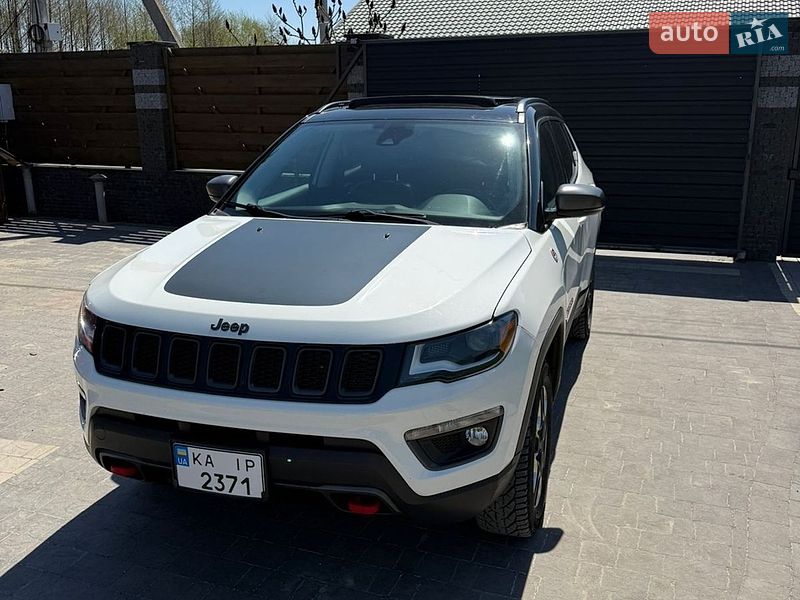 Внедорожник / Кроссовер Jeep Compass 2017 в Житомире