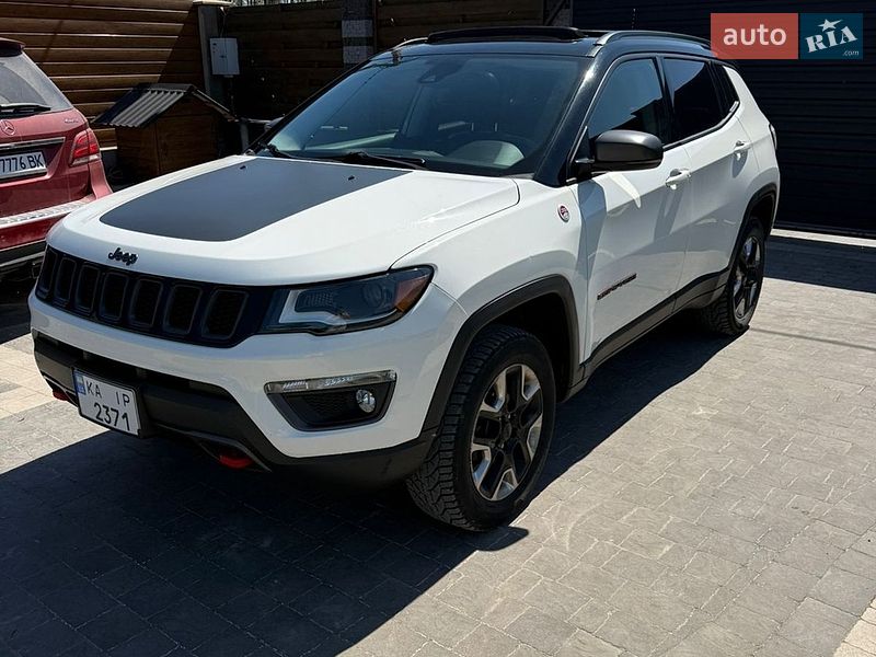 Внедорожник / Кроссовер Jeep Compass 2017 в Житомире