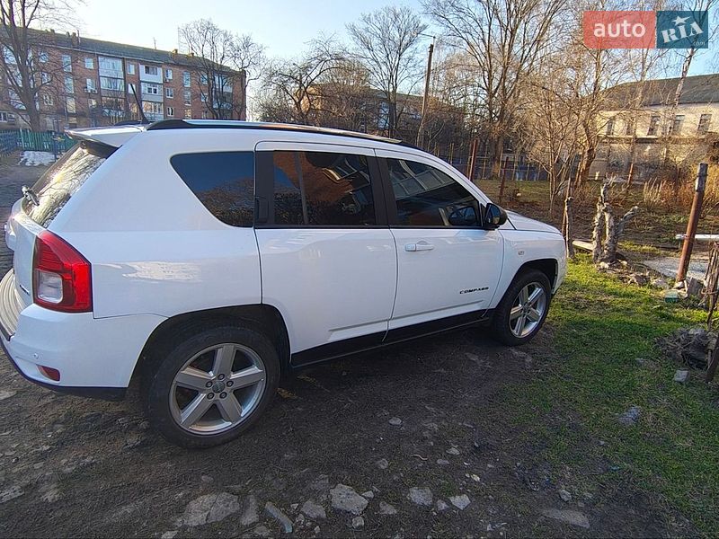 Внедорожник / Кроссовер Jeep Compass 2012 в Нежине