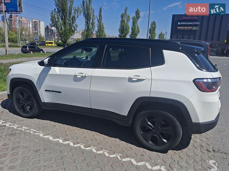 Позашляховик / Кросовер Jeep Compass 2020 в Києві