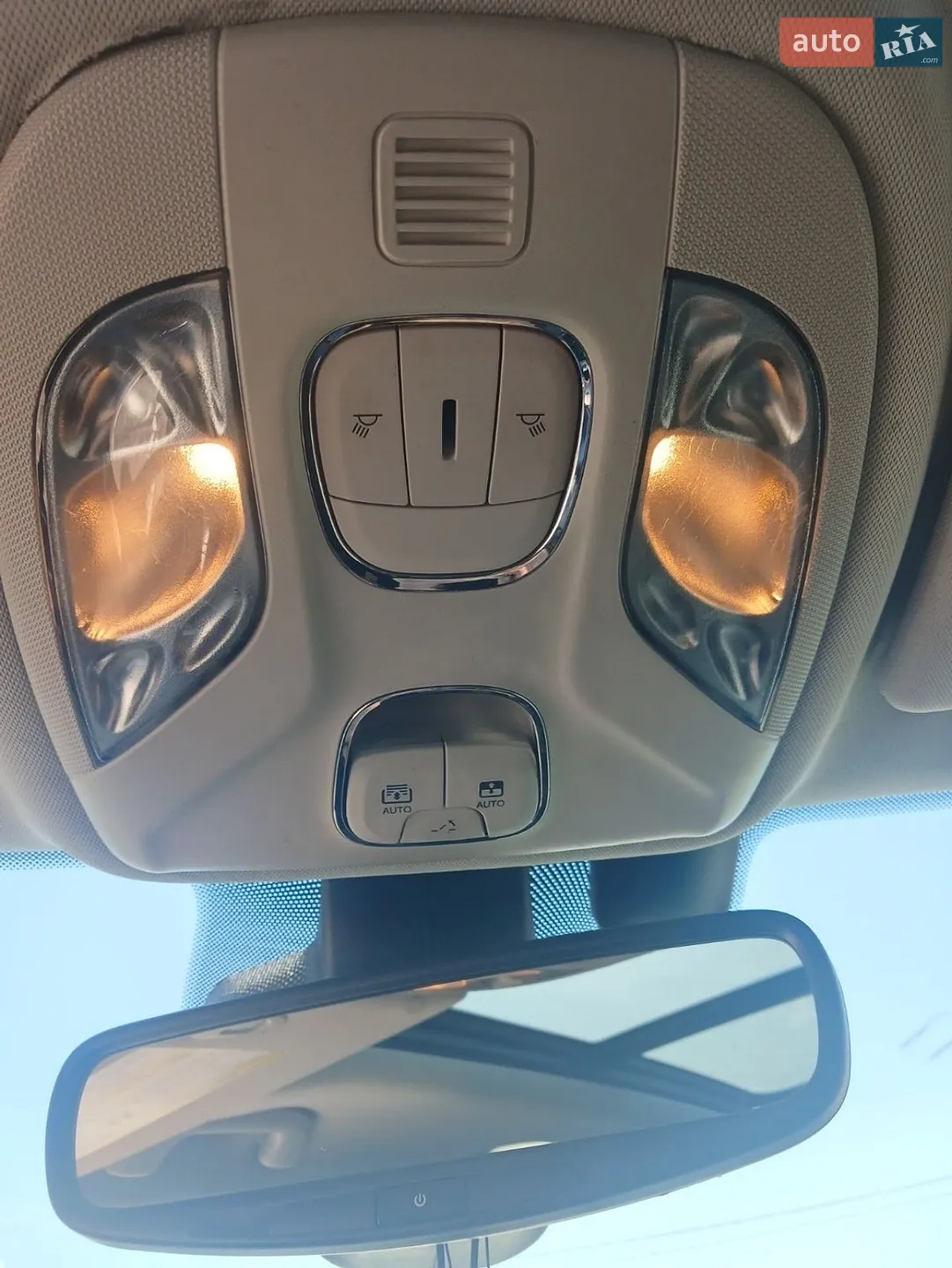 2020 Jeep Compass - мініатюра 16