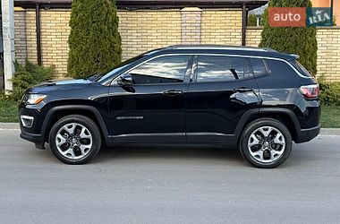 Внедорожник / Кроссовер Jeep Compass 2017 в Киеве