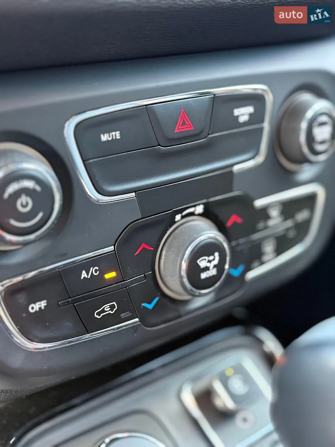 2017 Jeep Compass - мініатюра 18