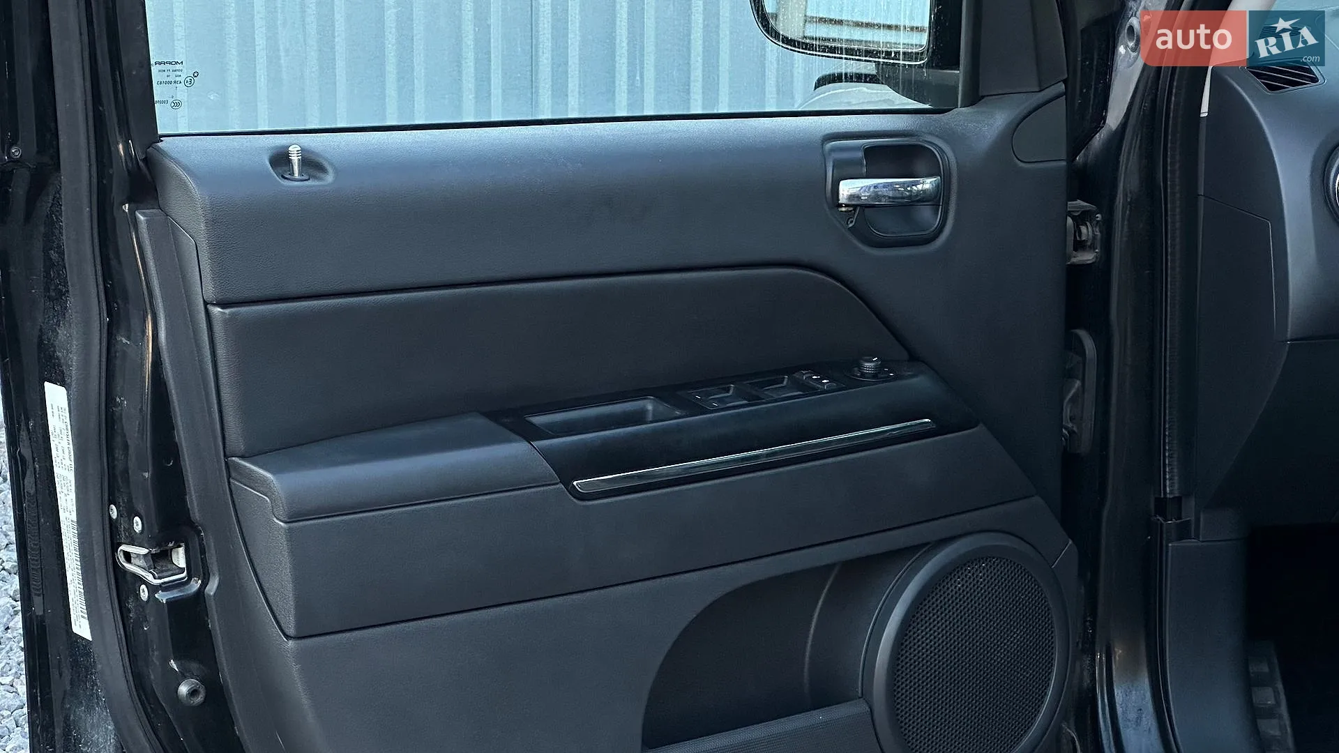 2011 Jeep Compass - мініатюра 38