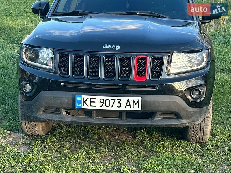 Внедорожник / Кроссовер Jeep Compass 2012 в Вольногорске фото 4 Внедорожник / Кроссовер Jeep Compass 2012 в Вольногорске
