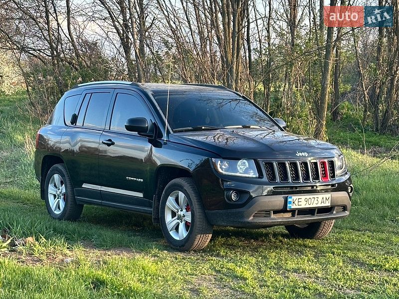 Внедорожник / Кроссовер Jeep Compass 2012 в Вольногорске фото 6 Внедорожник / Кроссовер Jeep Compass 2012 в Вольногорске