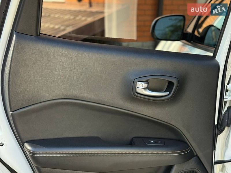 Внедорожник / Кроссовер Jeep Compass 2018 в Лубнах
