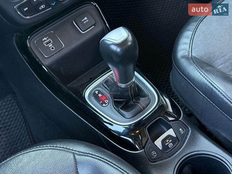 Позашляховик / Кросовер Jeep Compass 2019 в Києві