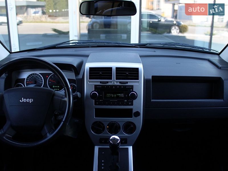 Внедорожник / Кроссовер Jeep Compass 2008 в Черкассах