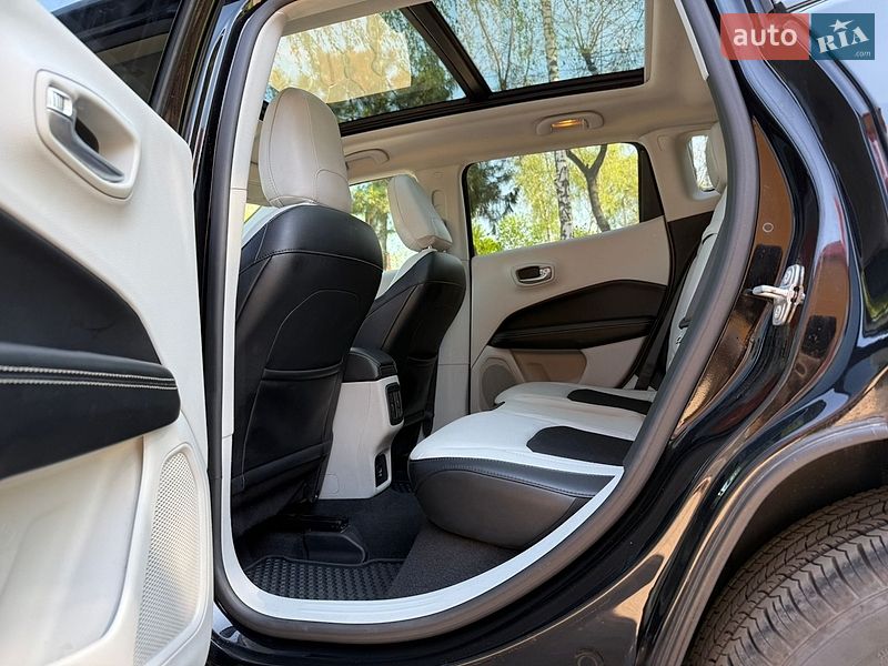 Внедорожник / Кроссовер Jeep Compass 2017 в Лубнах