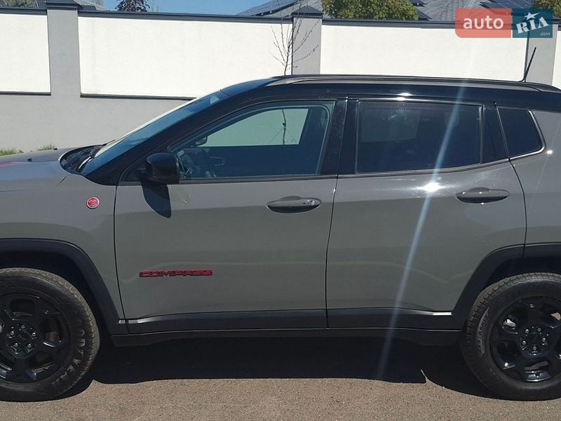 Внедорожник / Кроссовер Jeep Compass 2023 в Киеве