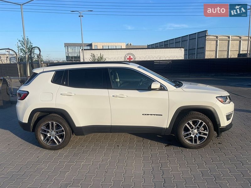 Внедорожник / Кроссовер Jeep Compass 2020 в Киеве
