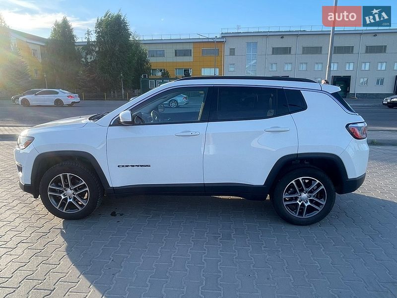 Внедорожник / Кроссовер Jeep Compass 2020 в Киеве