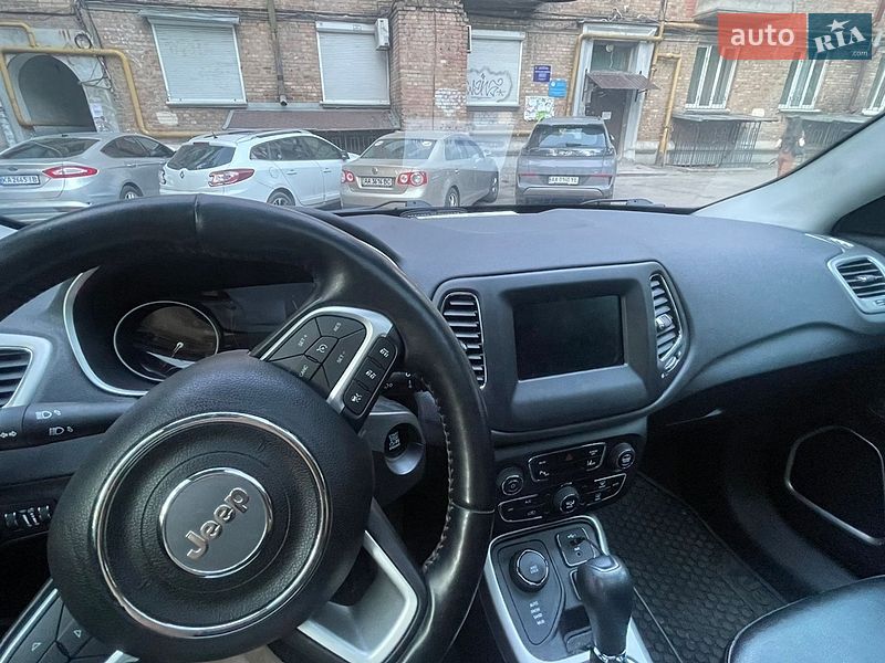 Внедорожник / Кроссовер Jeep Compass 2020 в Киеве