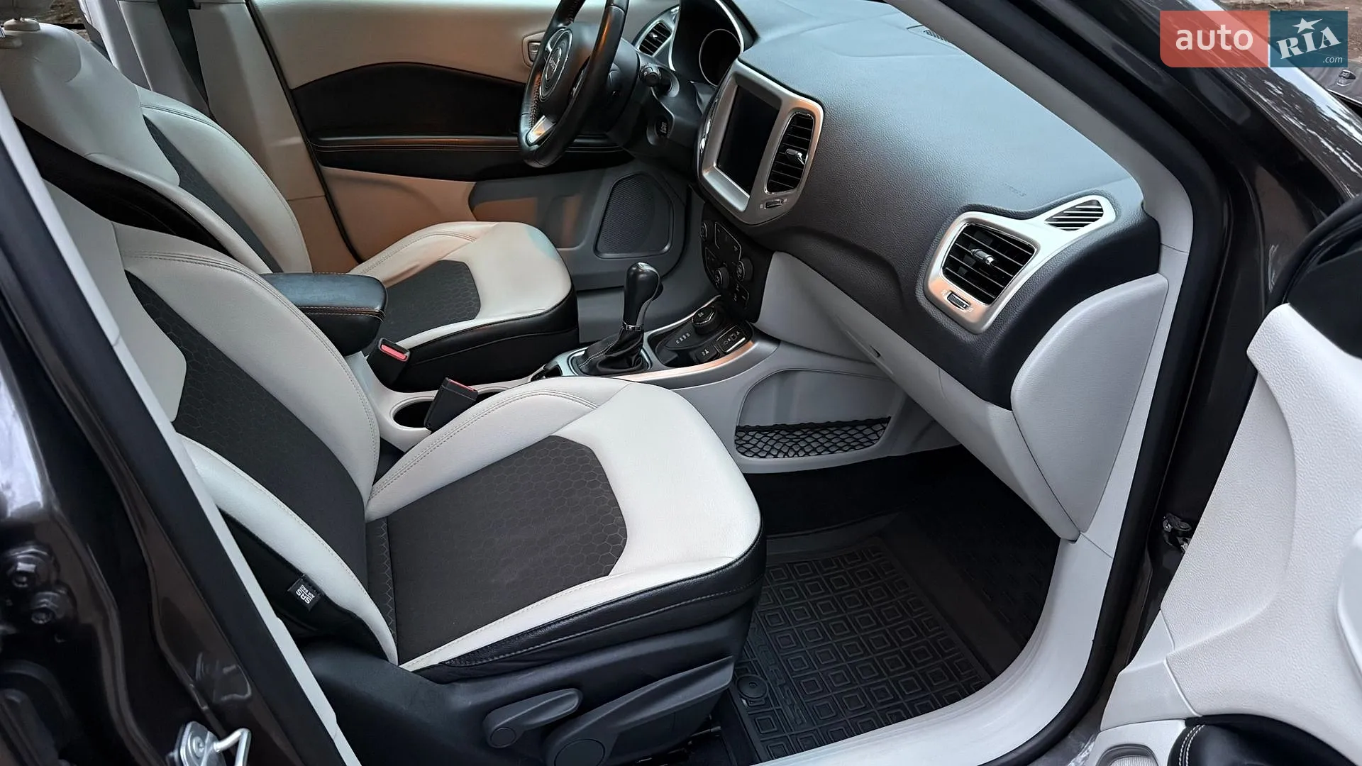 2018 Jeep Compass - мініатюра 20