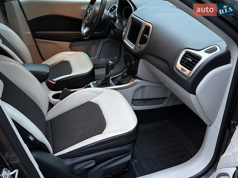 Позашляховик / Кросовер Jeep Compass 2018 в Києві