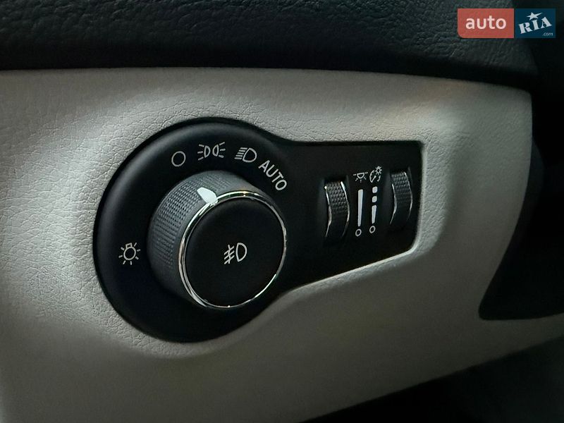 Позашляховик / Кросовер Jeep Compass 2018 в Києві