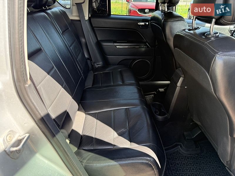 Позашляховик / Кросовер Jeep Compass 2011 в Києві