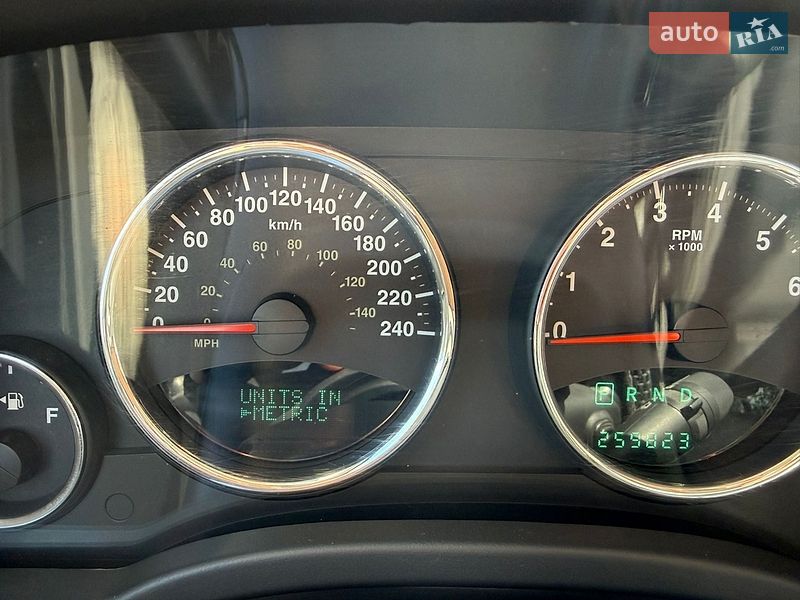 Позашляховик / Кросовер Jeep Compass 2011 в Києві