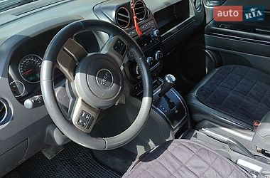 Внедорожник / Кроссовер Jeep Compass 2012 в Тячеве