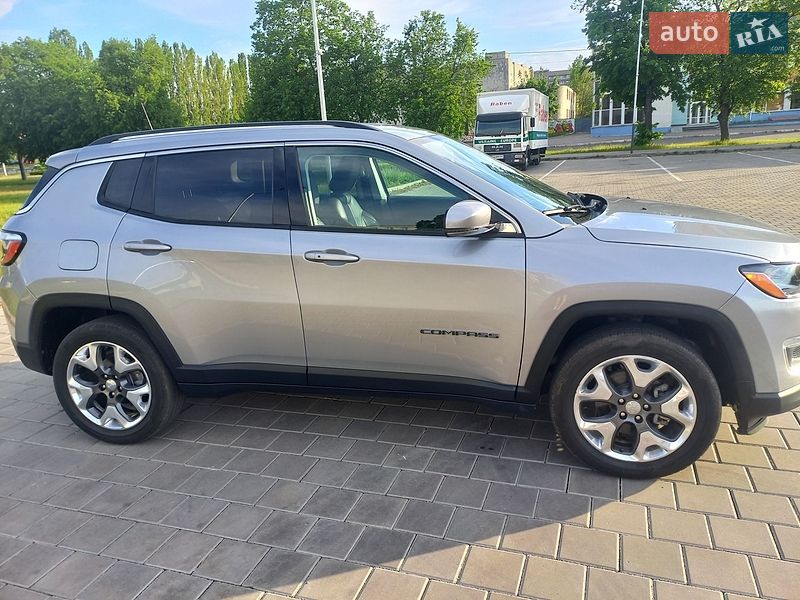 Внедорожник / Кроссовер Jeep Compass 2018 в Черкассах