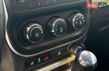Позашляховик / Кросовер Jeep Compass 2016 в Львові фото 26 Позашляховик / Кросовер Jeep Compass 2016 в Львові