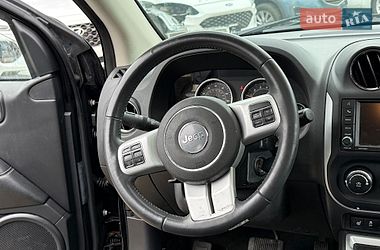 Внедорожник / Кроссовер Jeep Compass 2017 в Стрые