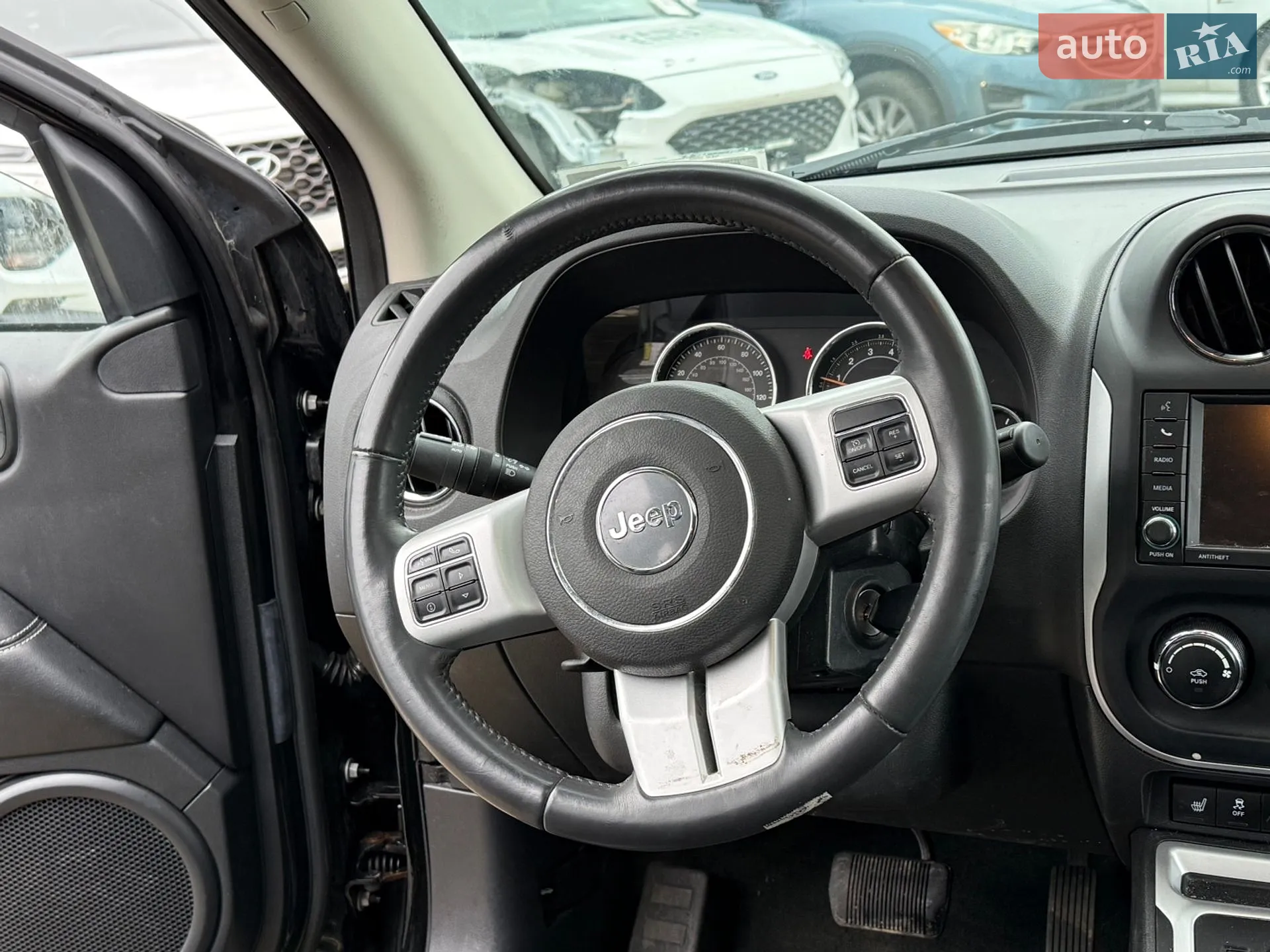 2017 Jeep Compass - мініатюра 18