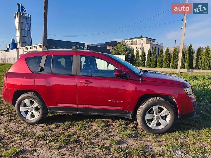 Позашляховик / Кросовер Jeep Compass 2016 в Буську