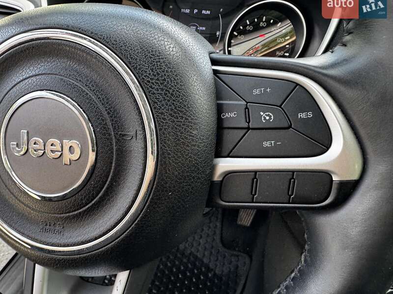Внедорожник / Кроссовер Jeep Compass 2017 в Киеве