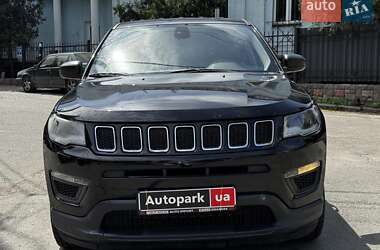 Внедорожник / Кроссовер Jeep Compass 2017 в Киеве