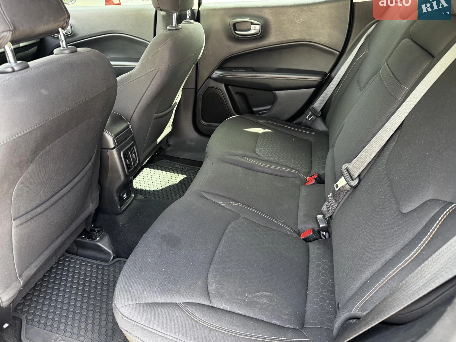 2017 Jeep Compass - мініатюра 20