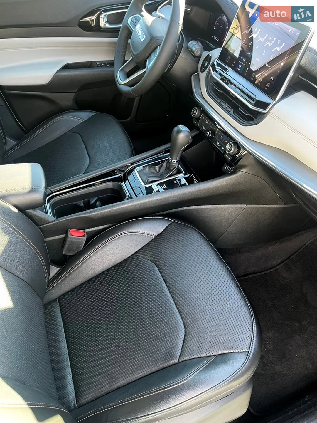 2023 Jeep Compass - мініатюра 24