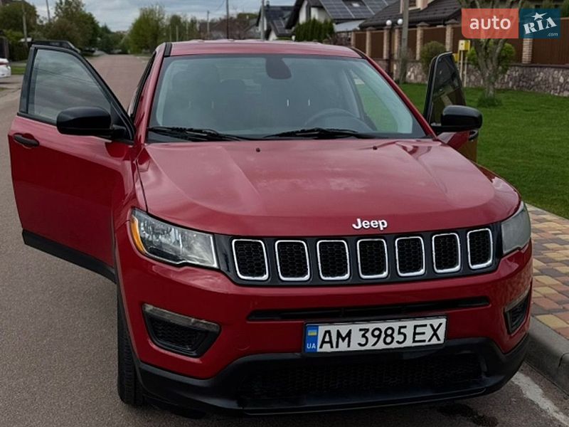 Внедорожник / Кроссовер Jeep Compass 2017 в Житомире