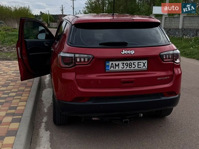 Внедорожник / Кроссовер Jeep Compass 2017 в Житомире