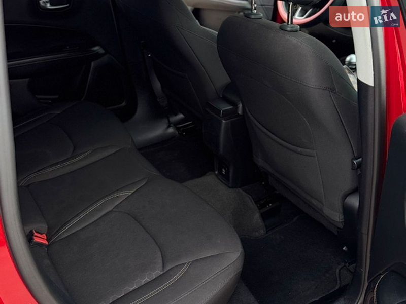 Внедорожник / Кроссовер Jeep Compass 2017 в Житомире