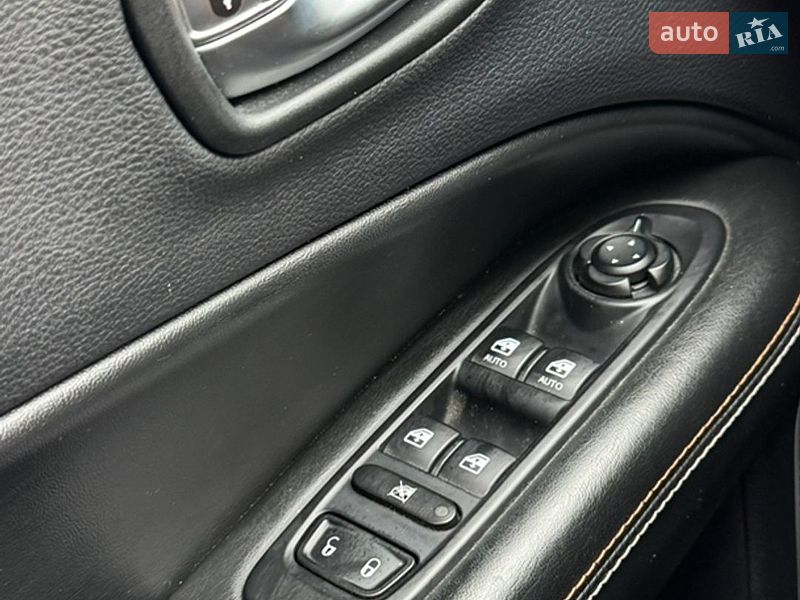 Внедорожник / Кроссовер Jeep Compass 2017 в Житомире