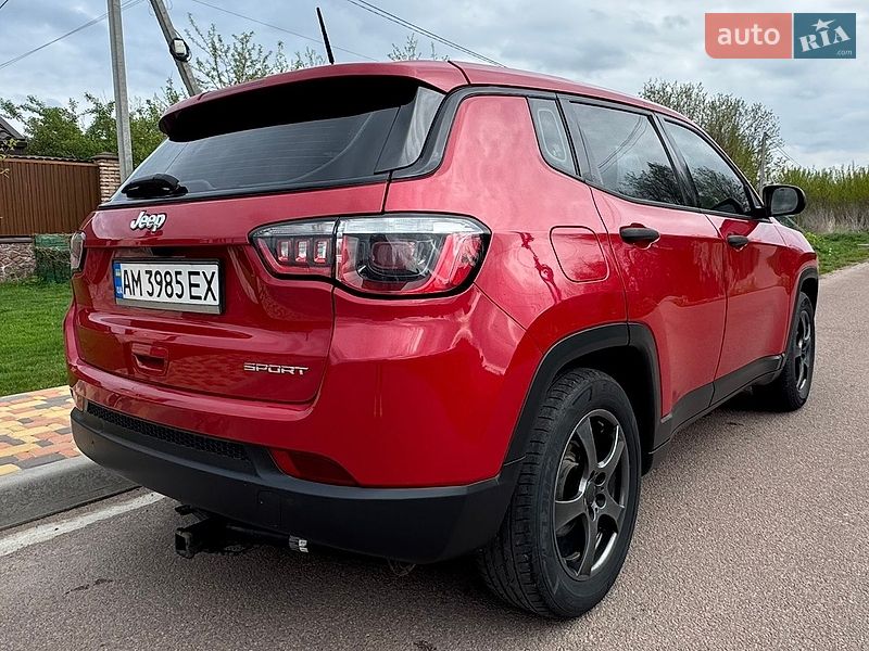 Внедорожник / Кроссовер Jeep Compass 2017 в Житомире