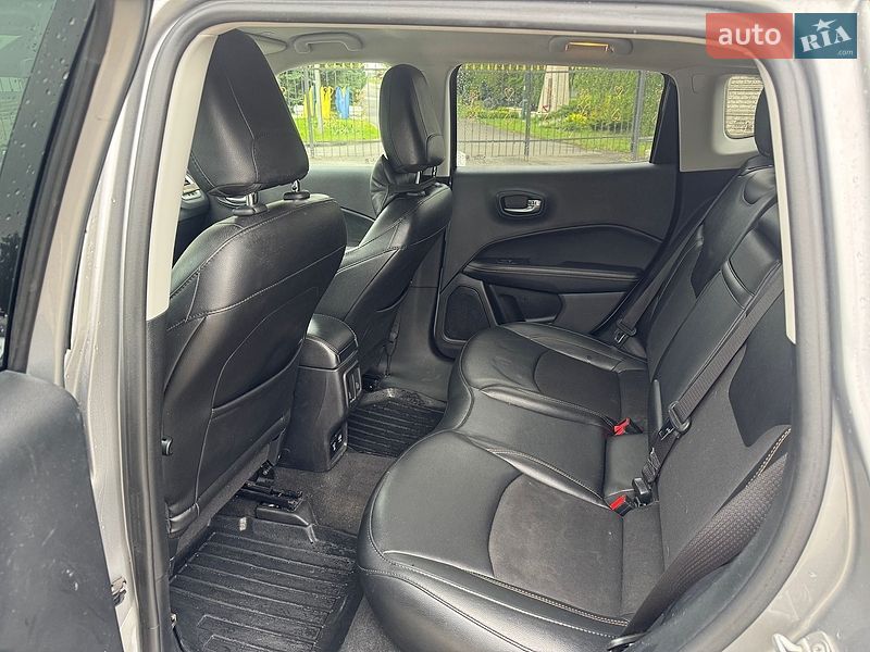 Внедорожник / Кроссовер Jeep Compass 2019 в Киеве