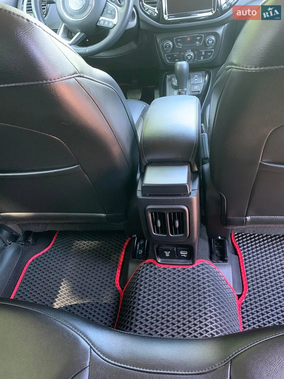 2020 Jeep Compass - мініатюра 16