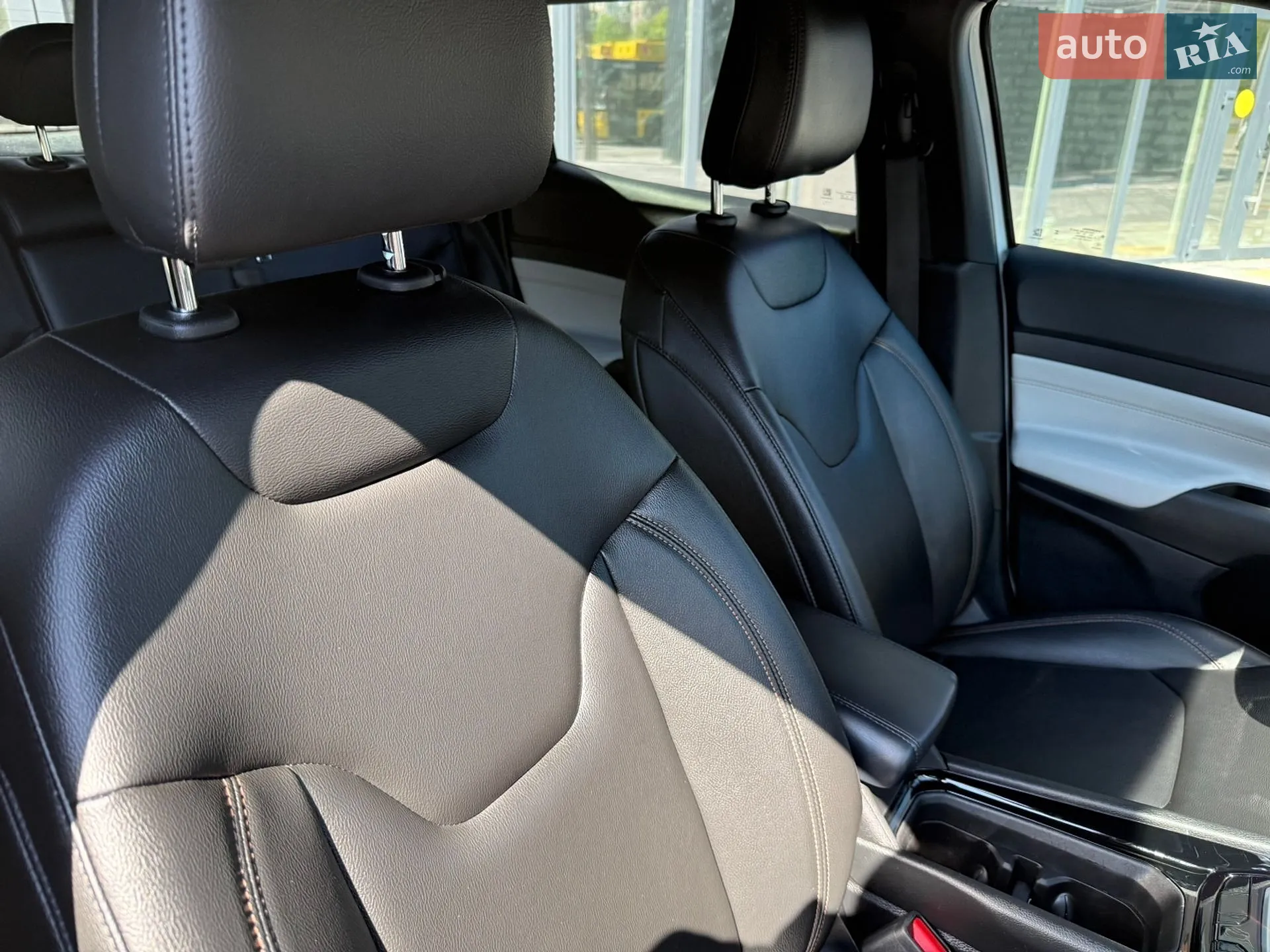 2024 Jeep Compass - мініатюра 28
